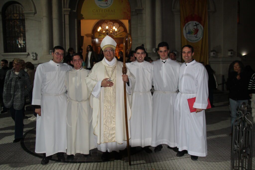 seminaristas reciben ministerio