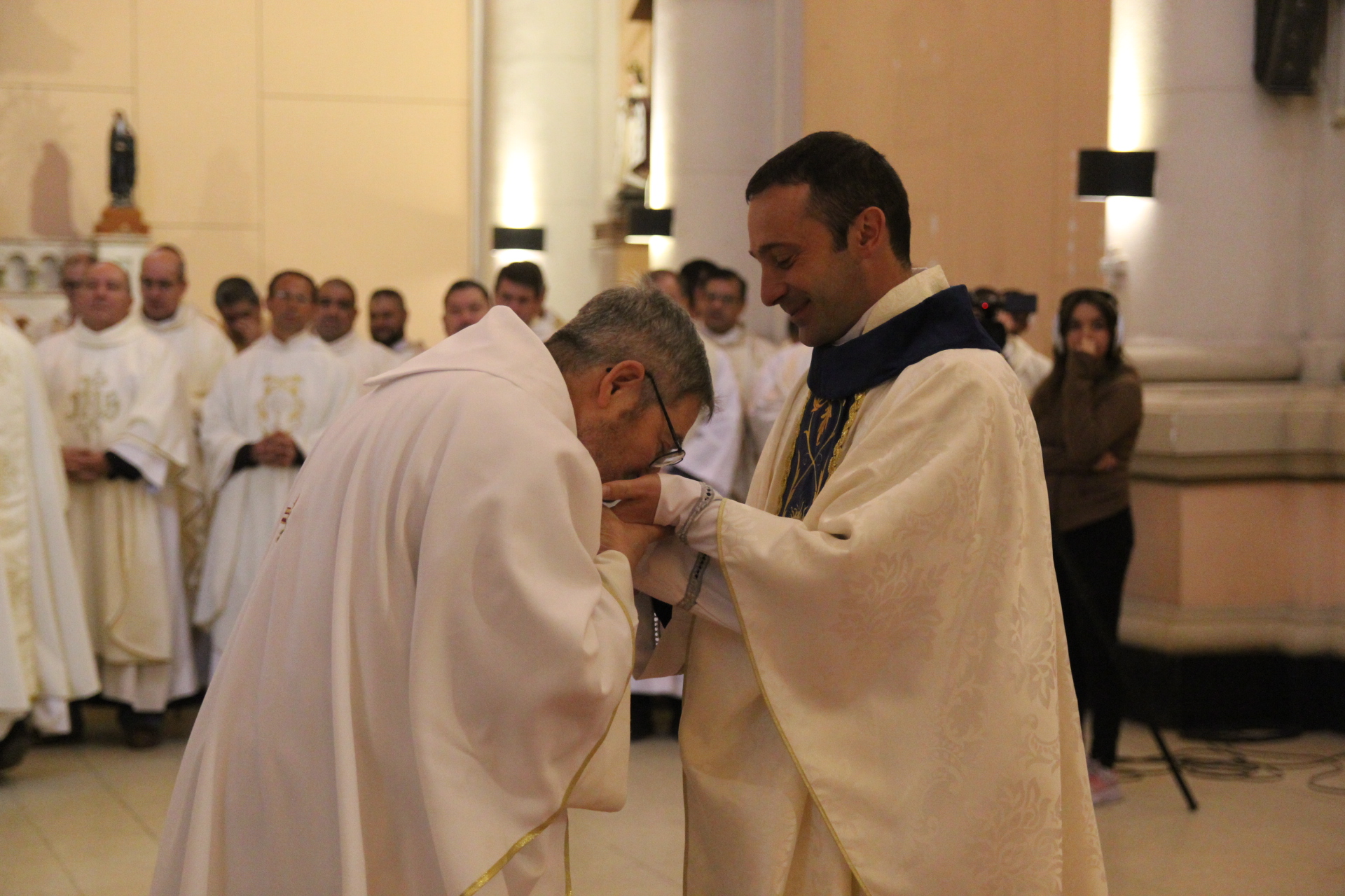 ¡Histórico y lleno de alegría! La Diócesis de San Rafael celebra la ordenación sacerdotal de Maximiliano Martínez